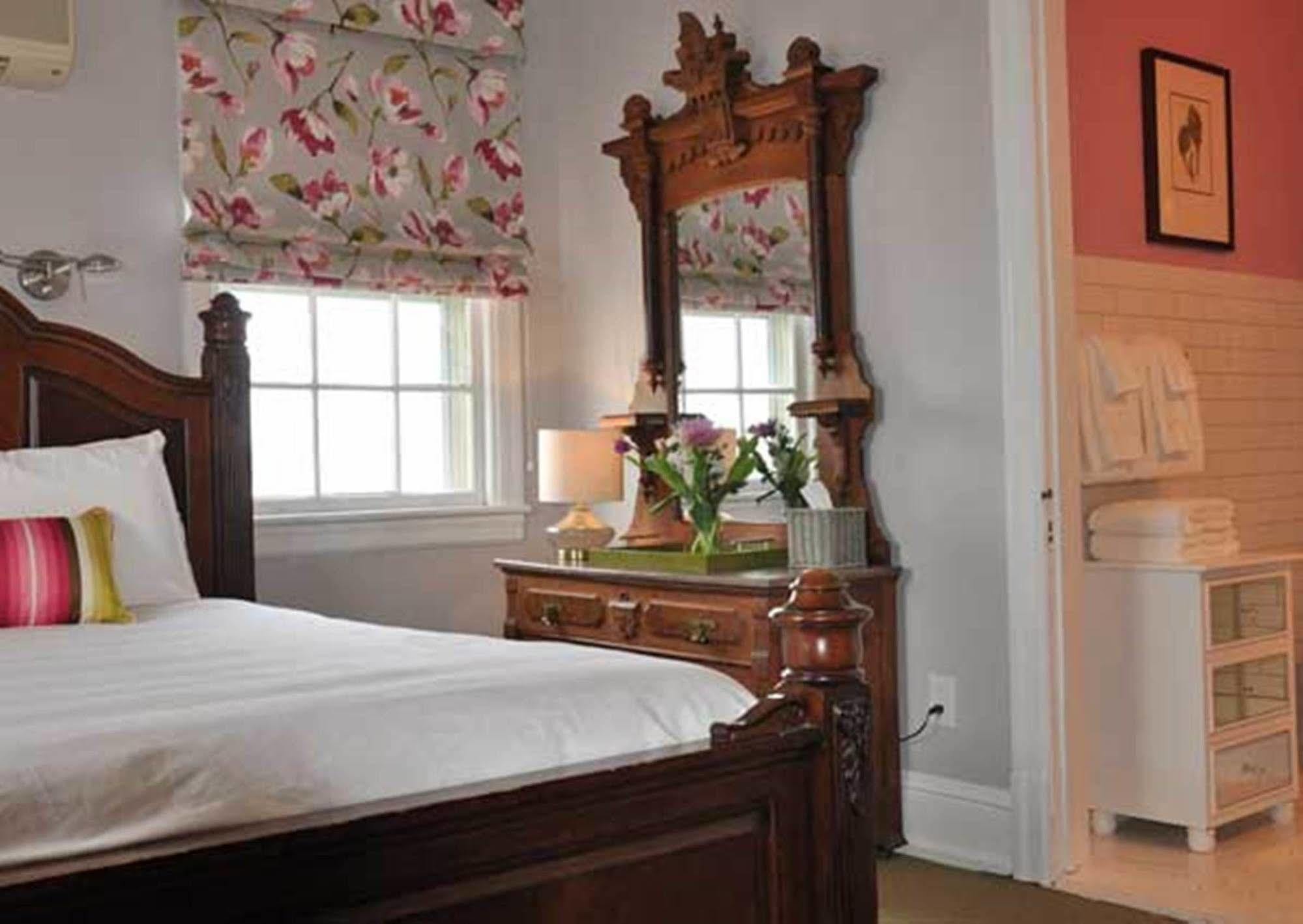 Peter Shields Inn & Restaurant Cape May Esterno foto