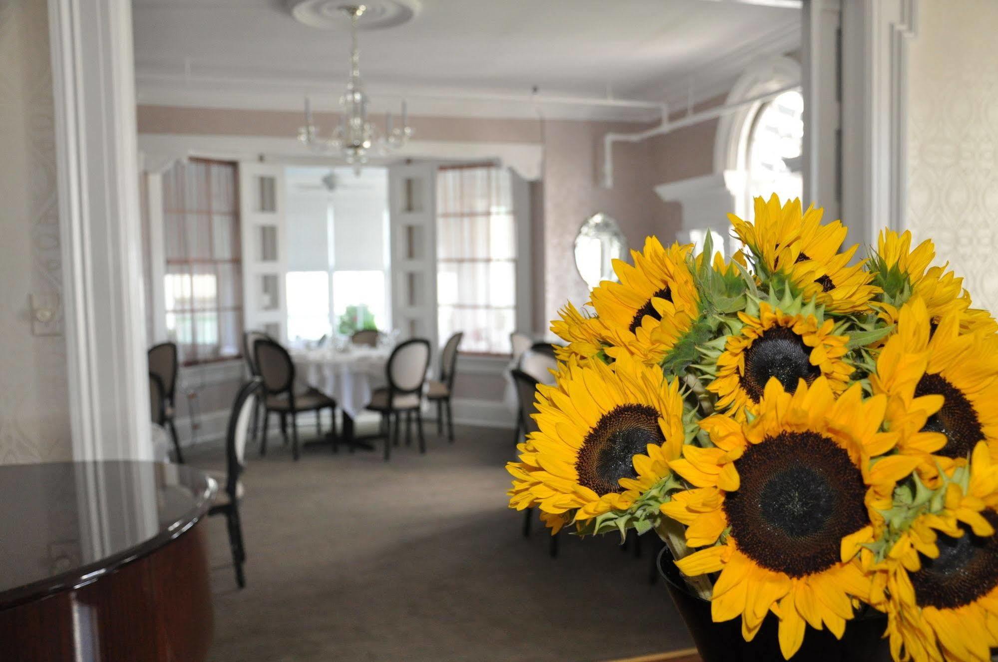 Peter Shields Inn & Restaurant Cape May Esterno foto